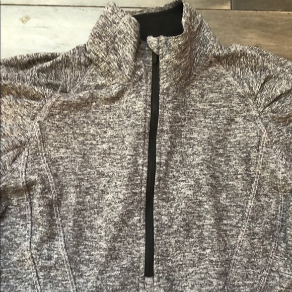 NWOT Lululemon Extra Mile Half zip Reflective - Picture 2 of 15